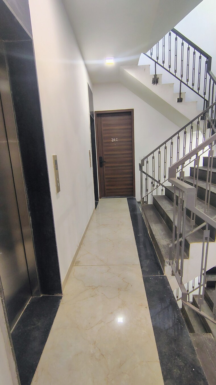 Balcony, smart-world-orchard 3 Bedroom 1680 Sq.Ft. Apartment In Sector 61 Gurgaon 9520657