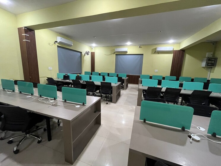 Team Area, sanganer Commercial Office Space 3500 Sq.Ft. In Sanganer Jaipur 9520672
