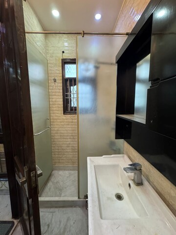 Kitchen in 4 BHK Builder Floor at Shivalik Colony – for Sale