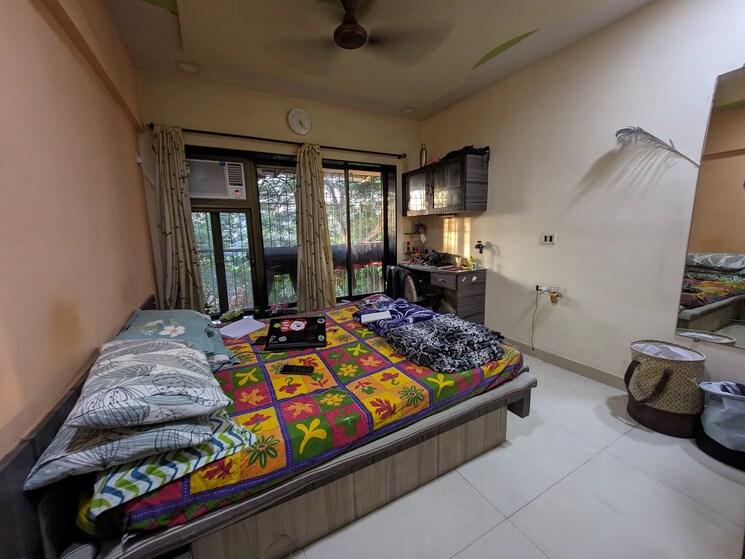 Room, andheri east Pg For Boys In Andheri East 9520689