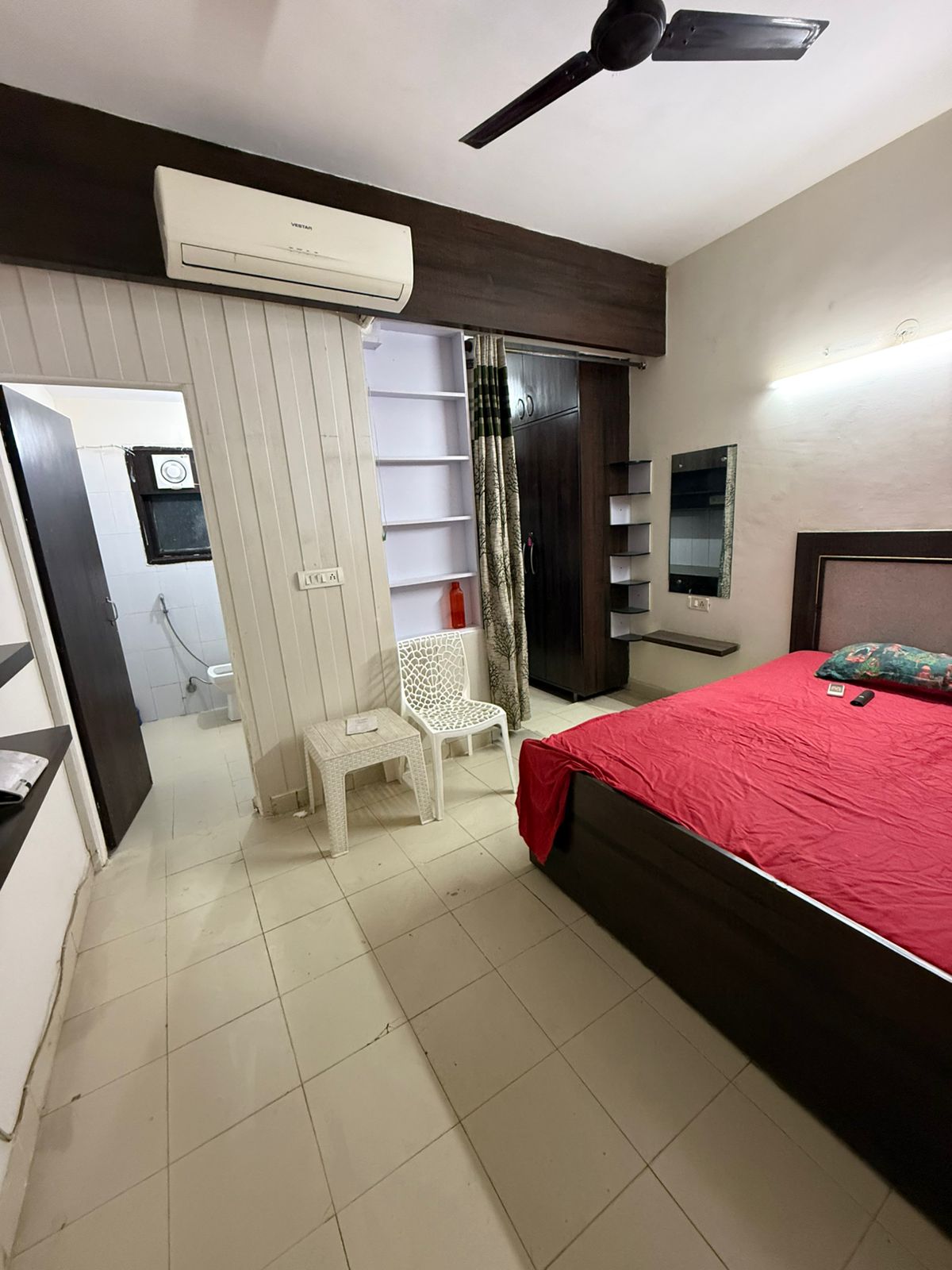 1 Rk  225 Sq.Ft. Apartment in Raheja Atlantis