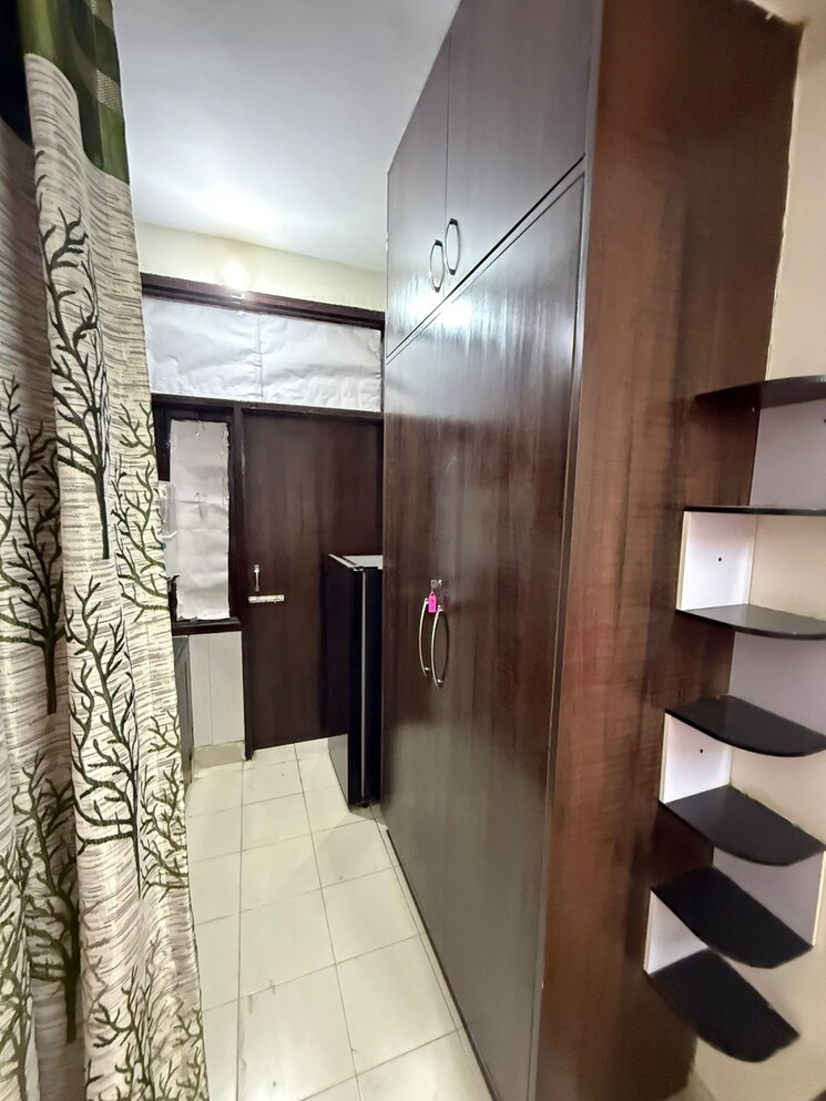 Kitchen, raheja-atlantis 1 RK 225 Sq.Ft. Apartment In Sector 31 Gurgaon 9520690