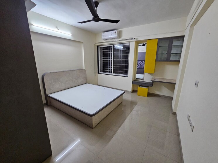 Master Bedroom, sun city 2 Bedroom 1000 Sq.Ft. Apartment In Sun City Pune 9520700