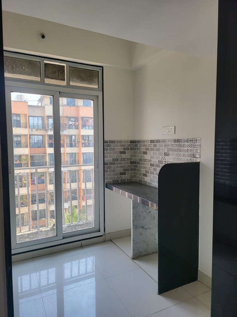 Room, hiranandani-athena 2.5 Bedroom 1150 Sq.Ft. Apartment In Ghodbunder Road Thane 9520705