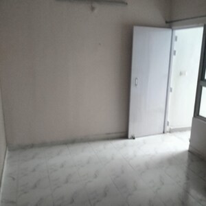 Room in 2 BHK Apartment at Sushant Golf City – for Rent