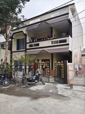 5 BHK Independent House For Sale in Ayodhya Bypass Road