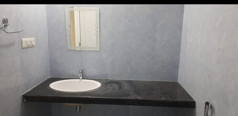 Bathroom, ansal-sushant-jeevan-enclave 3 Bedroom 1706 Sq.Ft. Apartment In Sushant Golf City Lucknow 9520728