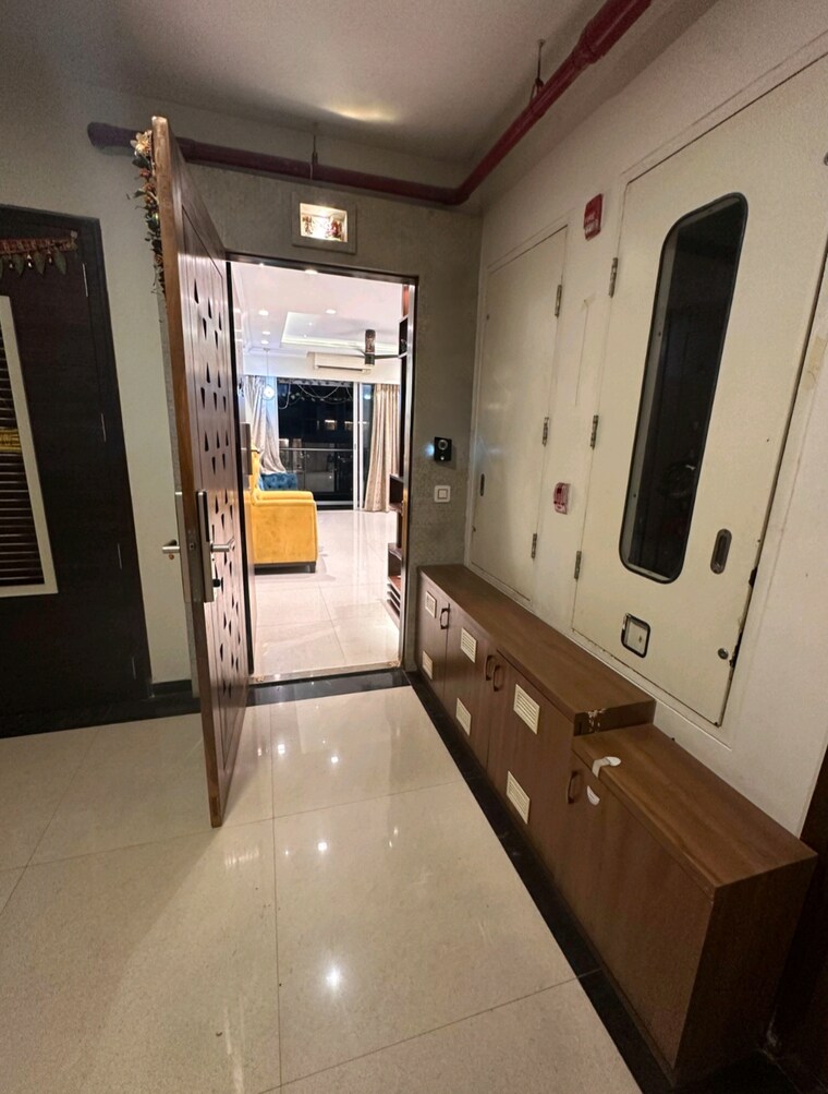 undefined, courtyard-by-narang-realty-and-the-wadhwa-group 2 Bedroom 950 Sq.Ft. Apartment In Pokhran Road No Two Thane 9520727