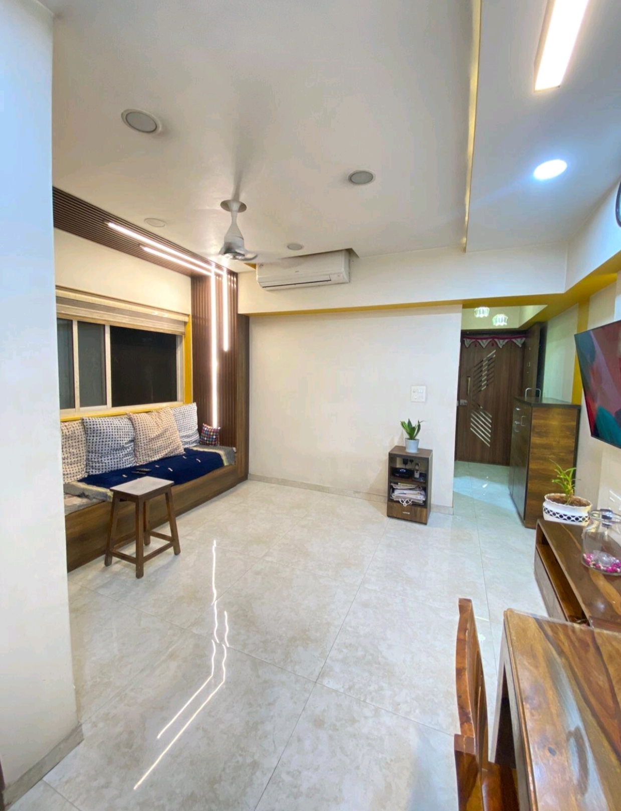 2 BHK + Pooja Room Apartment For Rent in Lodha Amara