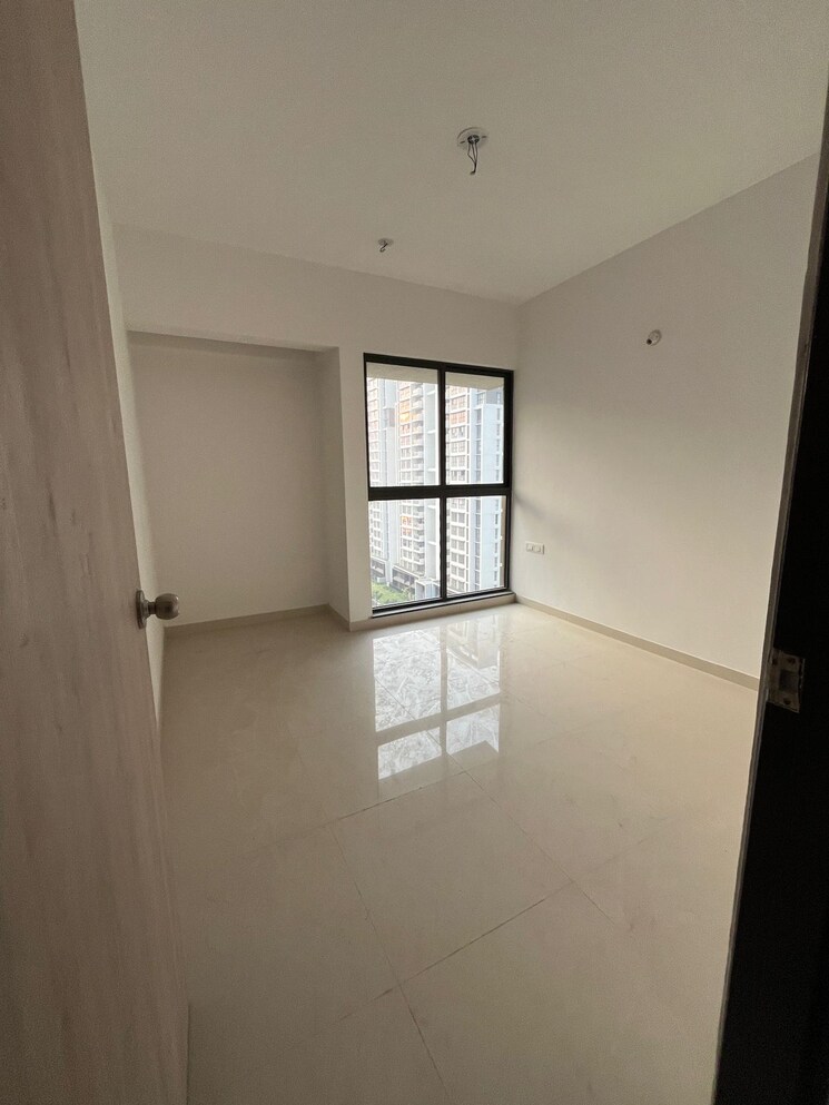 Room, lodha-palava-fresca-c-and-d 1 Bedroom 496 Sq.Ft. Apartment In Dombivli East Thane 9520738