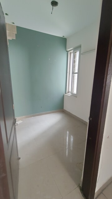 Room in 2 BHK Apartment at Aditya Celebrity Homes, Sector 76 – for Rent