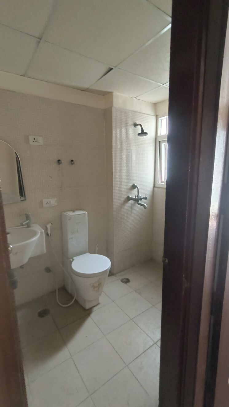 Bathroom, aditya-celebrity-homes 2 Bedroom 1220 Sq.Ft. Apartment In Sector 76 Noida 9520797