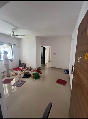 Master Bedroom in 2 BHK Apartment at Kalpataru Serenity, Manjari – for Rent