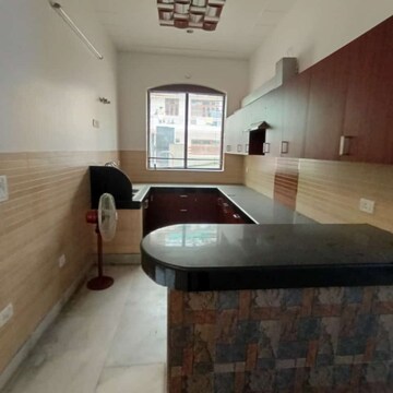 Kitchen in 1 BHK Builder Floor at Sector 9 – for Rent