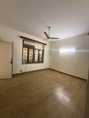Room in 1 BHK Builder Floor at Kalkaji – for Rent