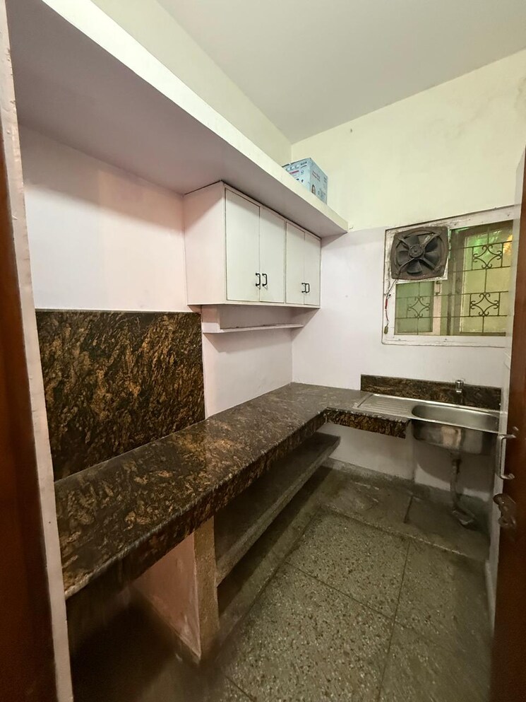 Kitchen, kalkaji 1 Bedroom 1000 Sq.Ft. Builder Floor In Kalkaji Delhi 9520814