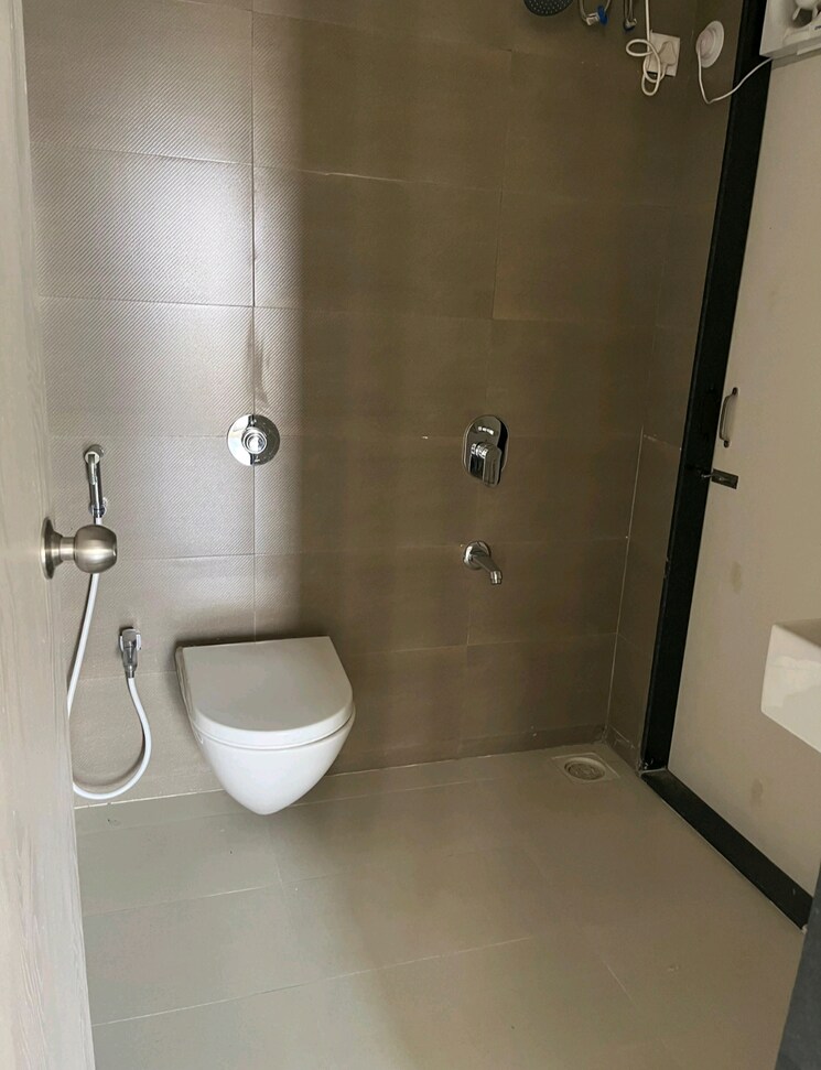Bathroom, ashar-metro-towers 1 Bedroom 478 Sq.Ft. Apartment In Vartak Nagar Thane 9520816