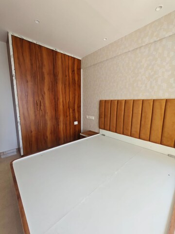 Master Bedroom in 1 BHK Apartment at Hiranandani Highland, Powai – for Rent