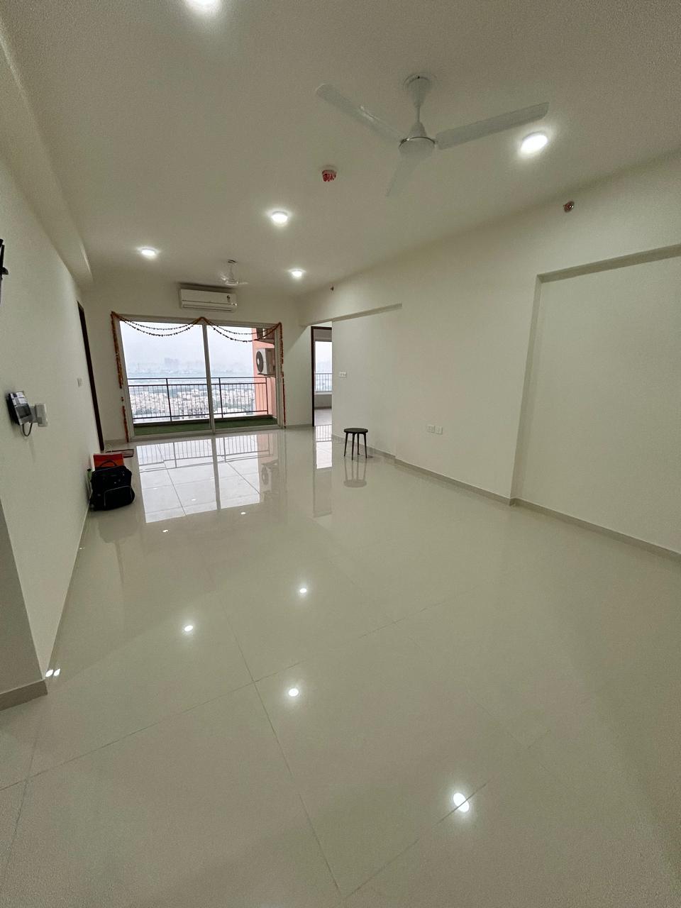 3 BHK 1852 Sq.Ft. Apartment in Shapoorji Pallonji Joyville Phase 3