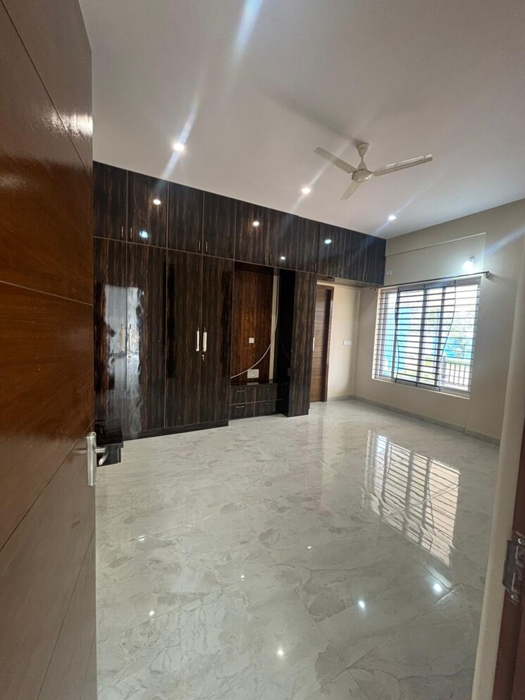 Bedroom, swiss-towns 4 Bedroom 5250 Sq.Ft. Villa In Devanahalli Bangalore 9520826