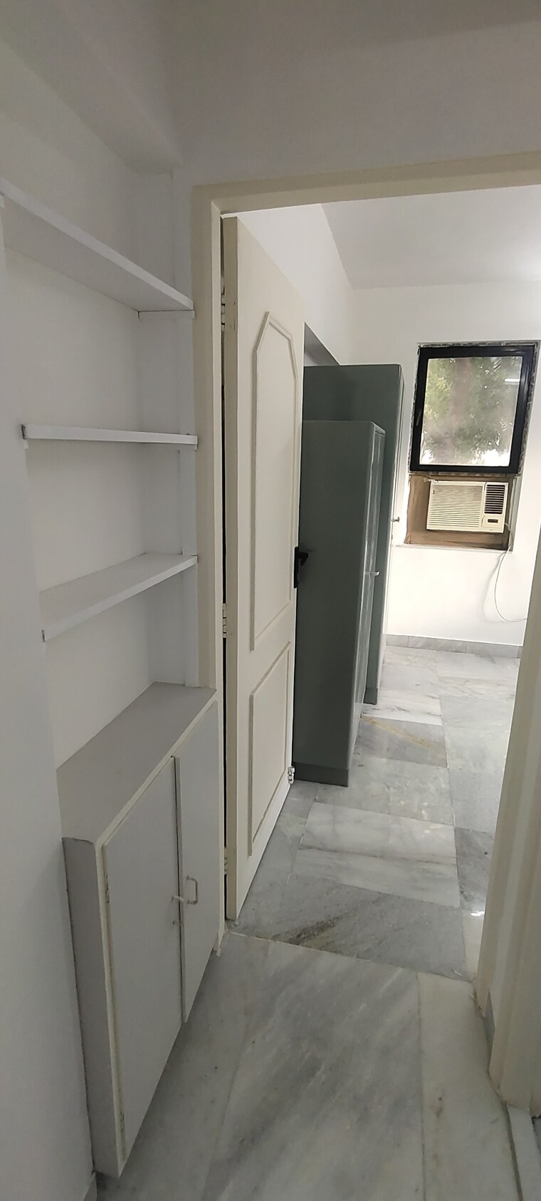 Bathroom, hiranandani-gardens-canna 1 Bedroom 450 Sq.Ft. Apartment In Powai Mumbai 9520860