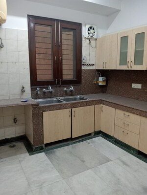 Kitchen in 3 BHK Builder Floor at Sarvapriya Vihar – for Rent