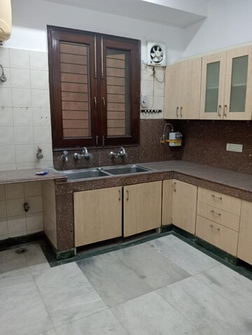 Kitchen in 3 BHK Builder Floor at Sarvapriya Vihar – for Rent