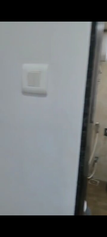 Furnished Amenities in 2 BHK Apartment at Kurla East – for Rent