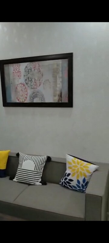 Bedroom in 2 BHK Apartment at Kurla East – for Rent