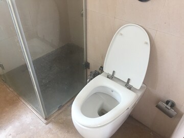 Bathroom in 4 BHK Apartment at DB Orchid Woods, Goregaon East – for Rent