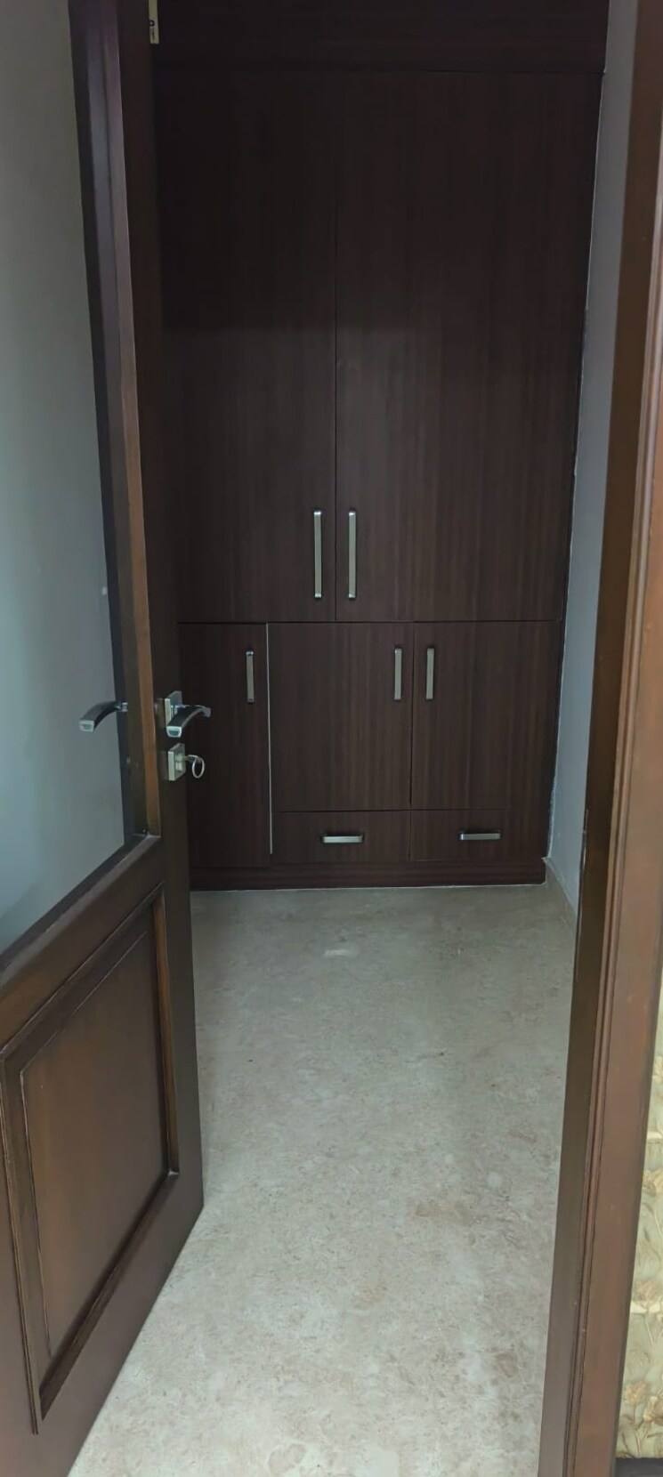 Bathroom, defence colony 3 Bedroom 2500 Sq.Ft. Builder Floor In Defence Colony Delhi 9520866