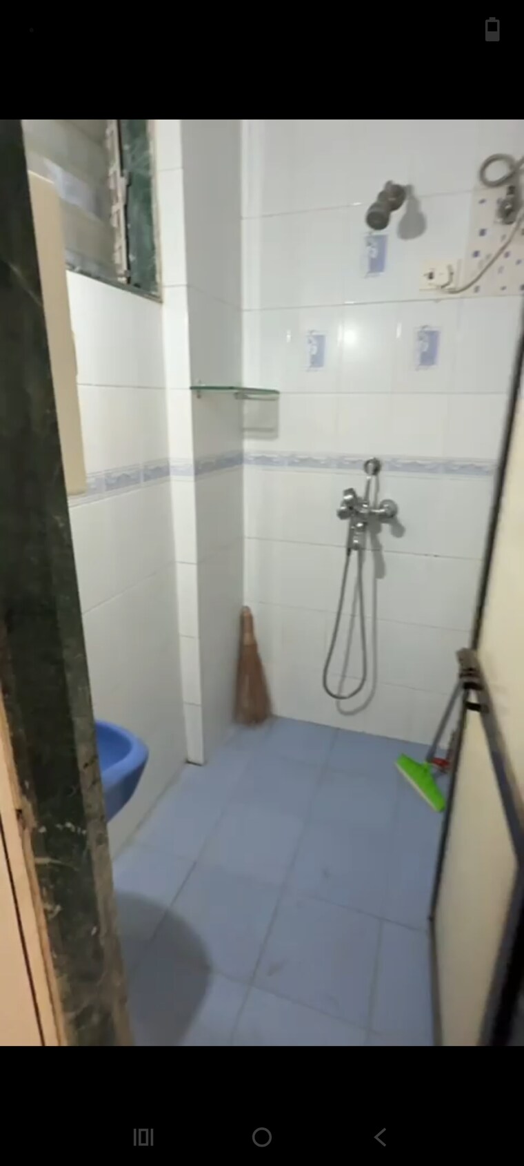 Bathroom, tilak-nagar-building 1 Bedroom 450 Sq.Ft. Apartment In Tilak Nagar Mumbai 9520873
