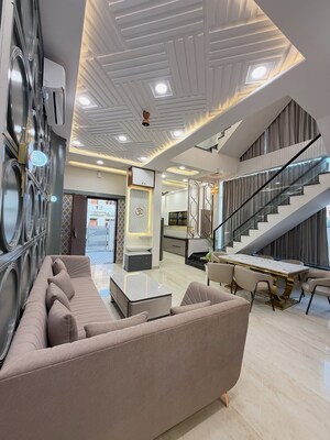 6+ BHK Villa For Sale in Civil Lines