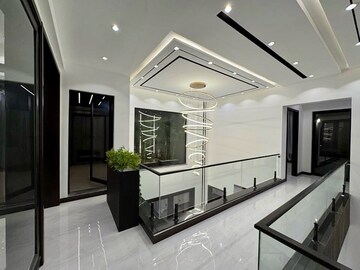 Kitchen in 6+ BHK Villa at Civil Lines – for Sale