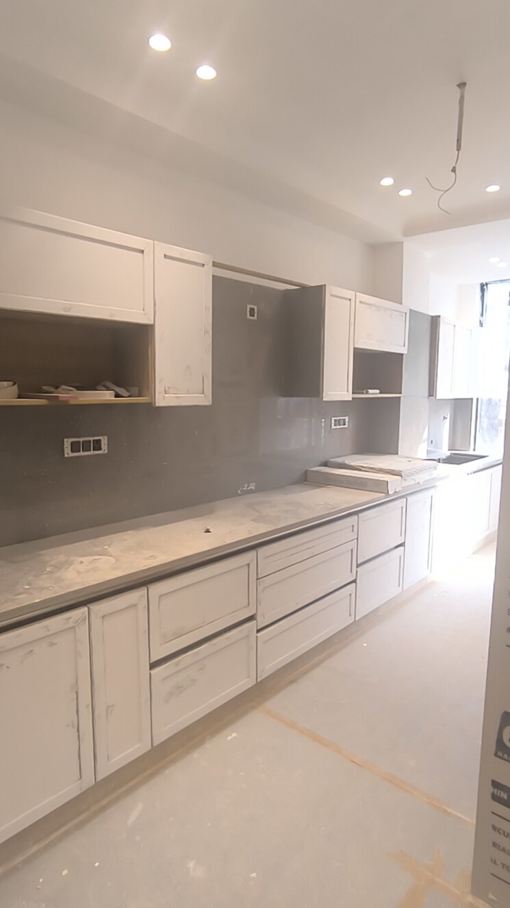 Kitchen, dlf-super-mart-2 3 Bedroom 1580 Sq.Ft. Builder Floor In Sector 43 Gurgaon 9520878