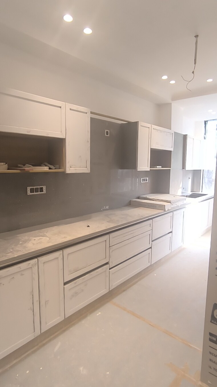 Kitchen, dlf-super-mart-2 3 Bedroom 1580 Sq.Ft. Builder Floor In Sector 43 Gurgaon 9520878