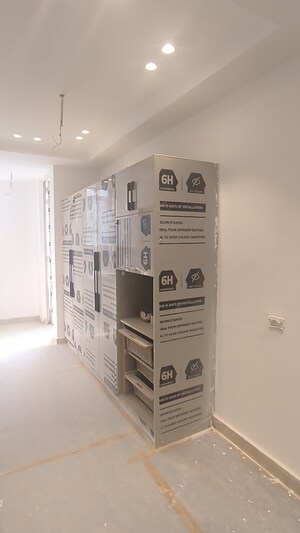 Floor Plan in 3 BHK Builder Floor at DLF Super Mart 2, Sector 43 – for Sale