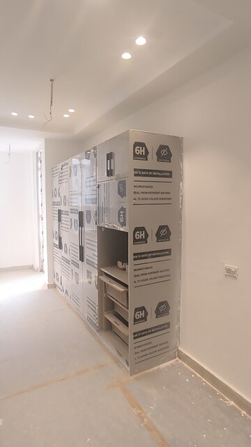 Floor Plan in 3 BHK Builder Floor at DLF Super Mart 2, Sector 43 – for Sale