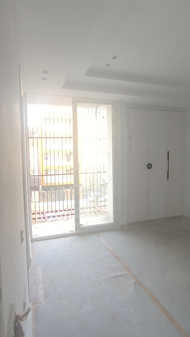 Room, dlf-super-mart-2 3 Bedroom 1580 Sq.Ft. Builder Floor In Sector 43 Gurgaon 9520878