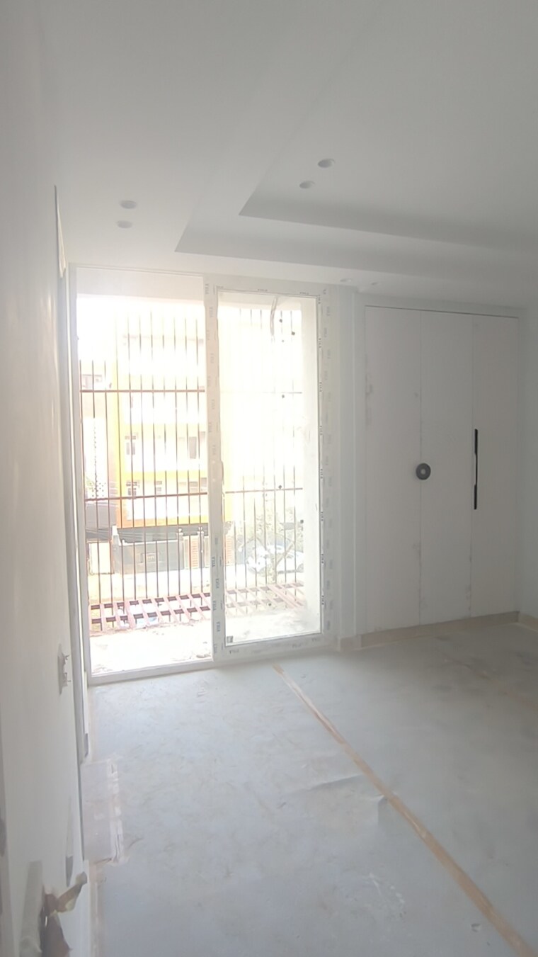 Room, dlf-super-mart-2 3 Bedroom 1580 Sq.Ft. Builder Floor In Sector 43 Gurgaon 9520878