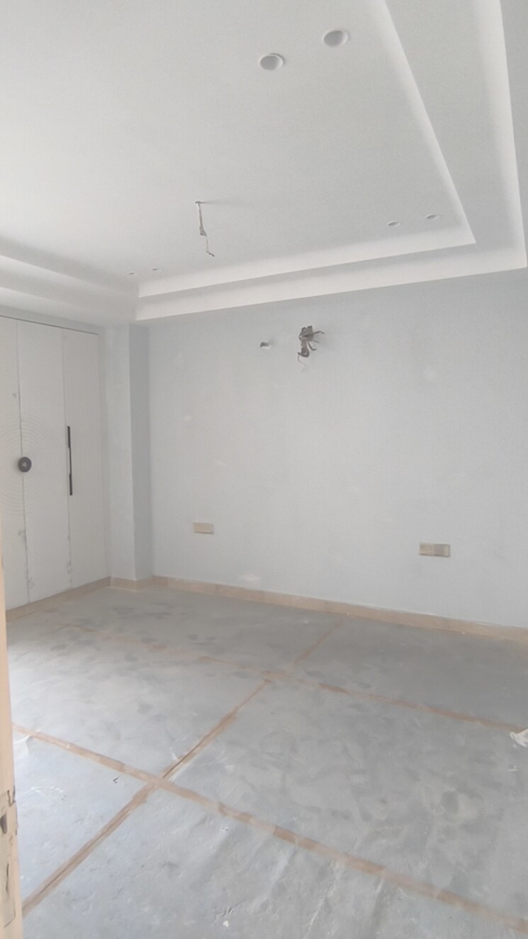 Room, dlf-super-mart-2 3 Bedroom 1580 Sq.Ft. Builder Floor In Sector 43 Gurgaon 9520878