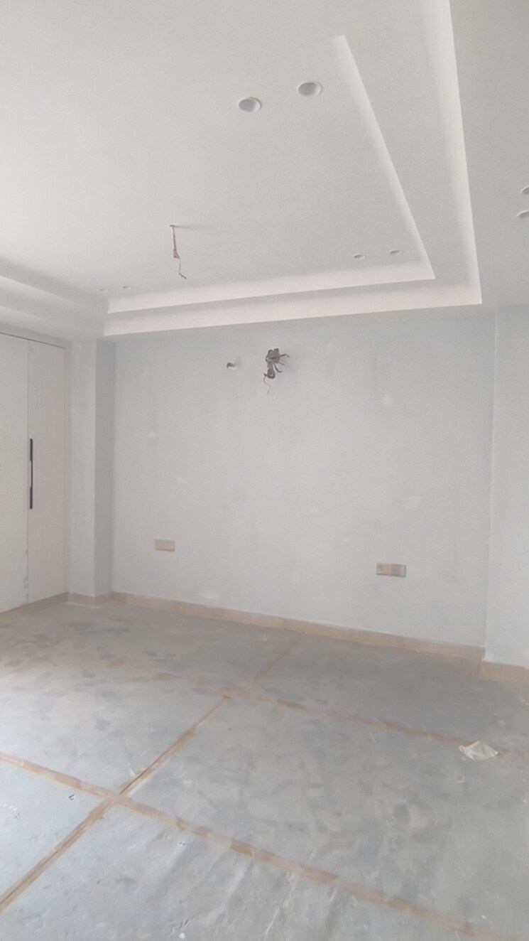 Room, dlf-super-mart-2 3 Bedroom 1580 Sq.Ft. Builder Floor In Sector 43 Gurgaon 9520878