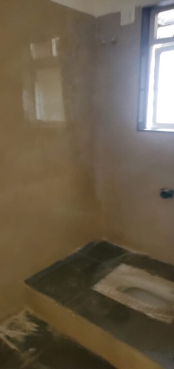 Room in 1 BHK Apartment at Kurla West – for Rent