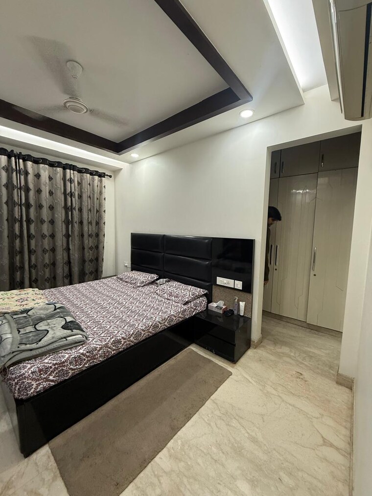 Bedroom, chittaranjan park 3 Bedroom 1350 Sq.Ft. Builder Floor In Chittaranjan Park Delhi 9520881