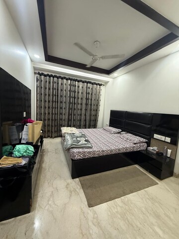 Bedroom in 3 BHK Builder Floor at Chittaranjan Park – for Rent