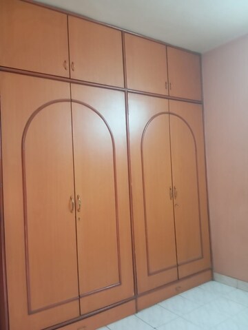 Furnished Amenities in 2 BHK Apartment at Eden Garden CHS, Viman Nagar – for Rent