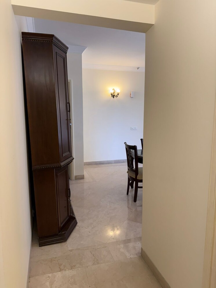 Room, unitech-uniworld-city 3.5 Bedroom 2360 Sq.Ft. Apartment In Sector 30 Gurgaon 9520914