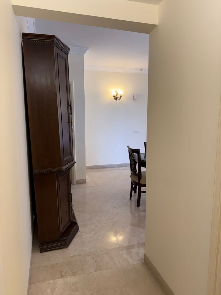 Room, unitech-uniworld-city 3.5 Bedroom 2360 Sq.Ft. Apartment In Sector 30 Gurgaon 9520914