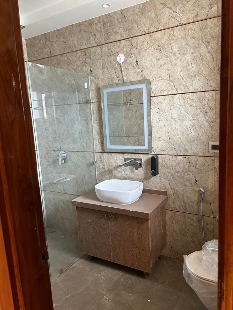 Bathroom, amolik-sankalp 3 Bedroom 851 Sq.Ft. Apartment In Sector 85 Faridabad 9520931