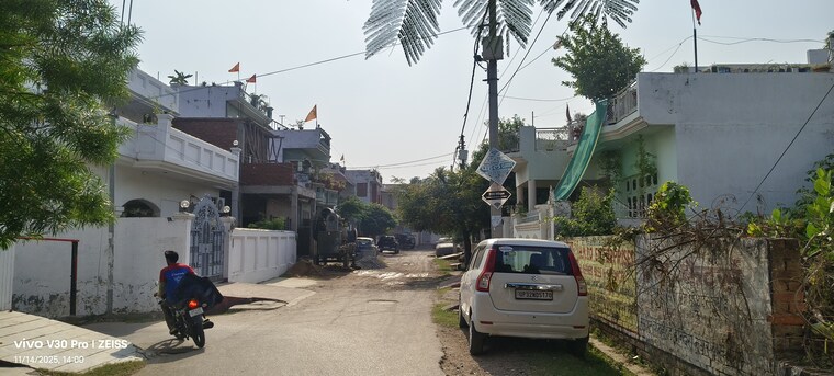 Exterior View, indira nagar 3.5 Bedroom 1800 Sq.Ft. Independent House In Indira Nagar Lucknow 9520934